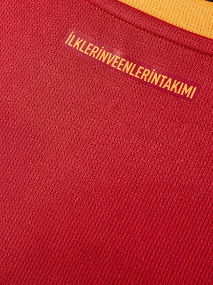 Galatasaray Home Jersey 2025/26 - Long Sleeve